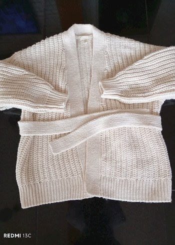 Bohem Tarzı Beyaz Örgü Kadın Hırka - Görsel 2