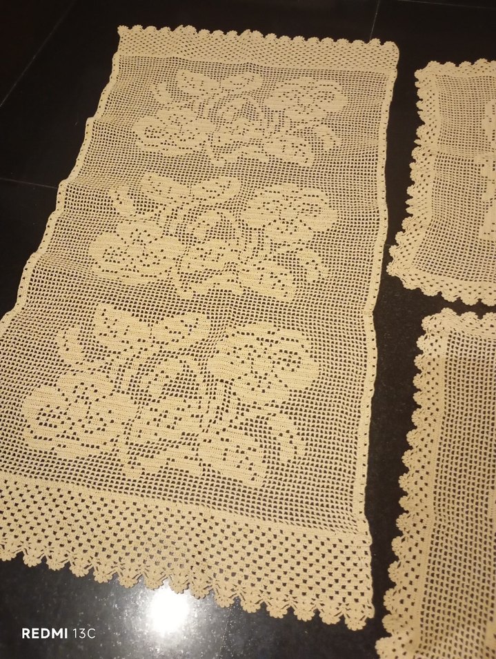 Vintage İşlemeli Dantel Masa Örtüsü Seti - Görsel 2