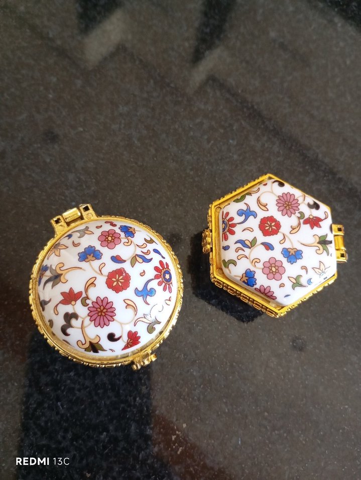 Çiçek Desenli Vintage - Görsel 2