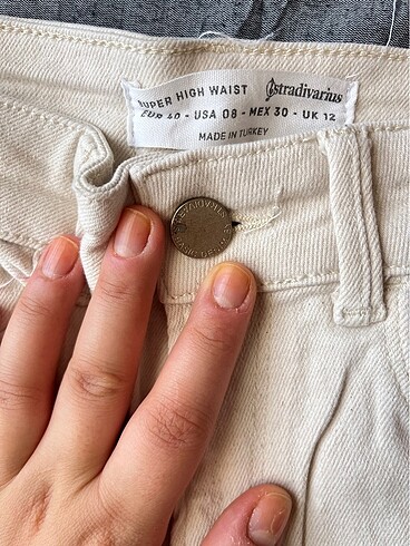 Stradivarius Krem Stradivarius jean