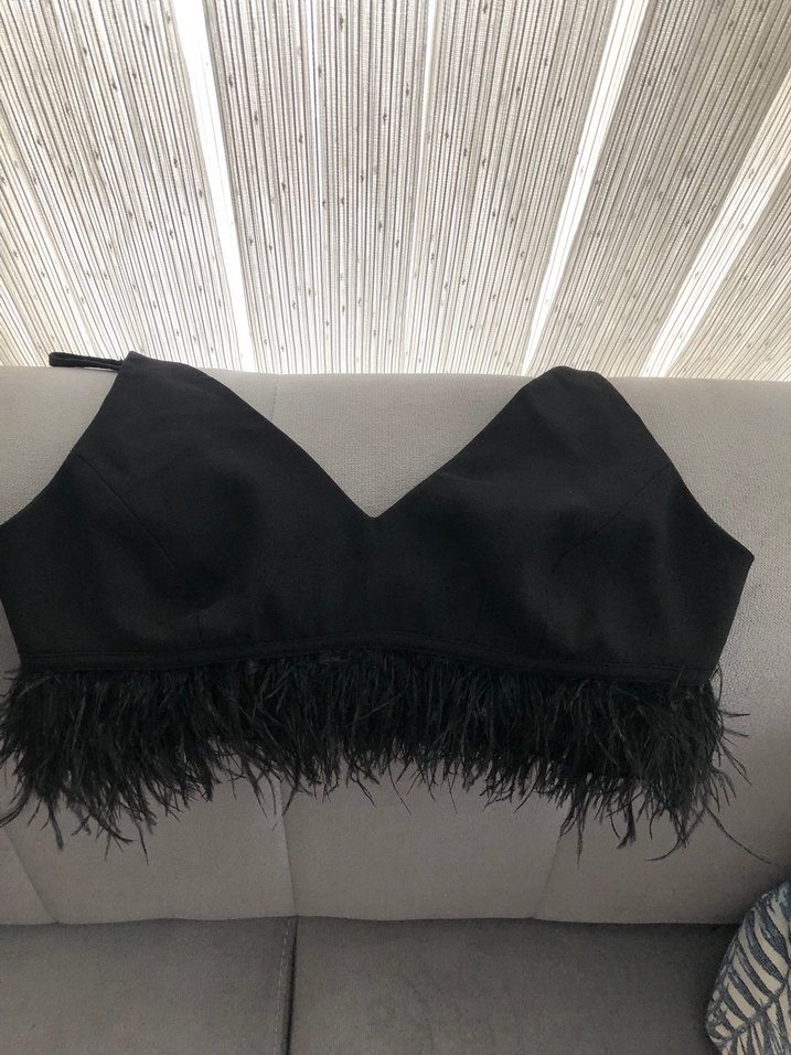 Siyah V Yaka Tüylü Mini Büstiyer - Görsel 3