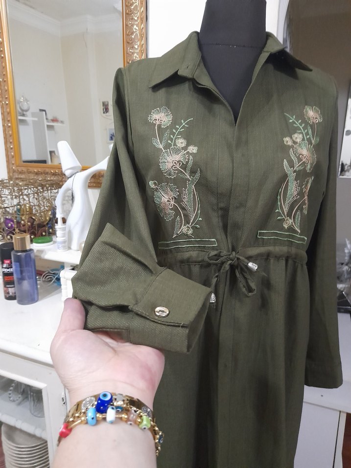 Nakışlı Kemerli Haki Uzun Keten giyim - Görsel 2