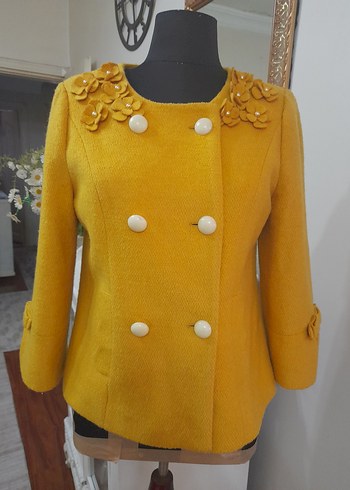 Sarı Düğmeli Midi Kadın Yün Klasik Ceket - Görsel 15