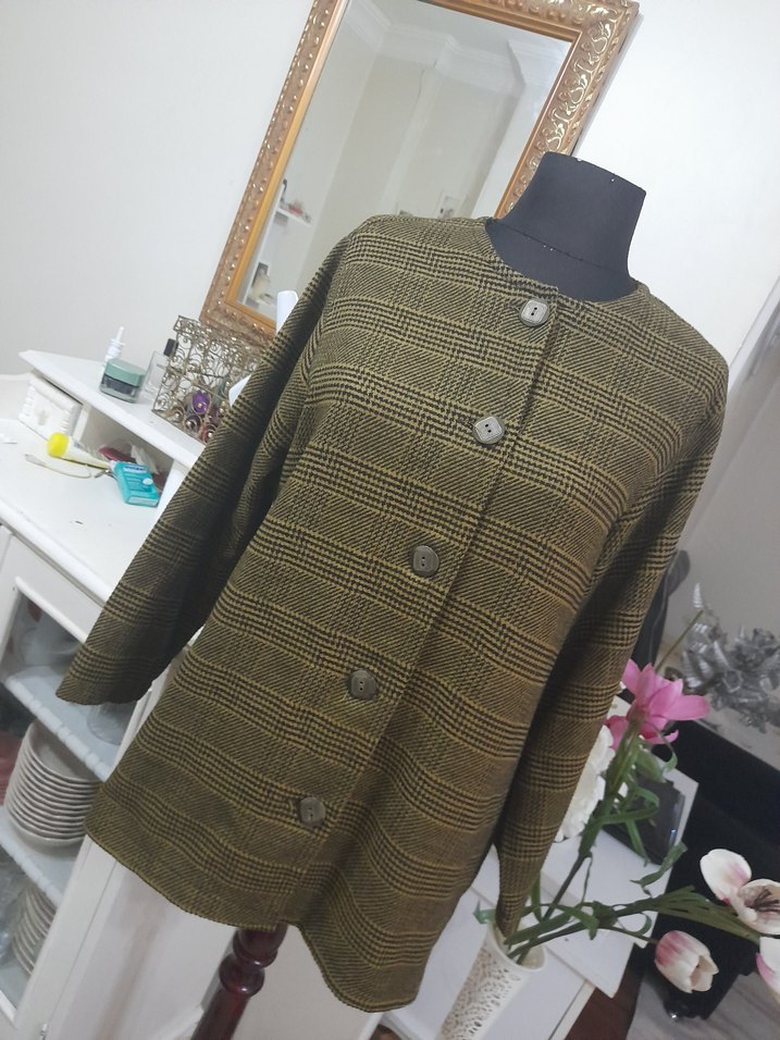 Düğmeli Midi kaşe üst giyim - Görsel 5