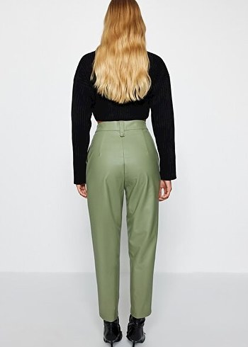 Kadın Haki Deri Düğmeli  Boyfriend Pantolon - Görsel 3