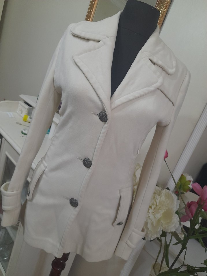 Düğmeli ekru  Midi Kadın Kaban - Görsel 3