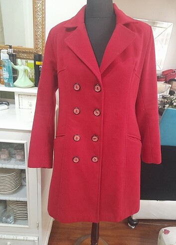 Kırmızı kaşe kaban - Görsel 15