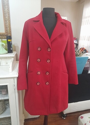 Kırmızı kaşe kaban - Görsel 18