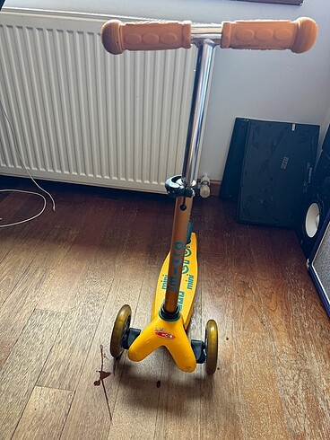 Beden sarı Renk micro mini scooter