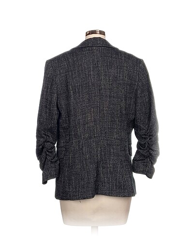 36 Beden H&M Blazer %70 İndirimli.