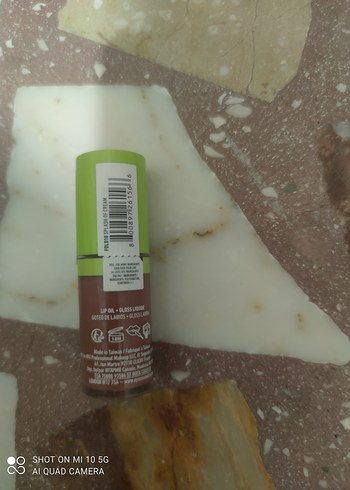 NYX Nyx Parlak Dudak Parlatıcısı