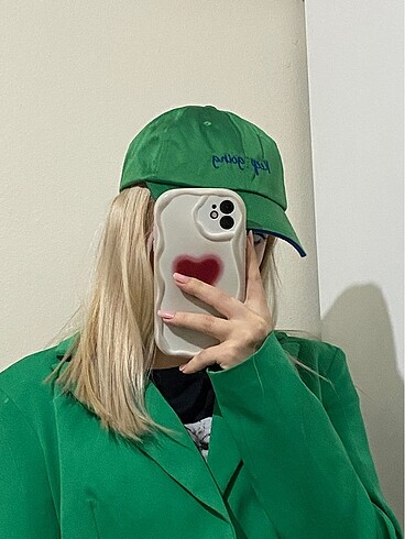 yeşil şapka