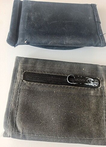 Beden Eastpak ve Jack Wolfskin 2 adet cüzdan