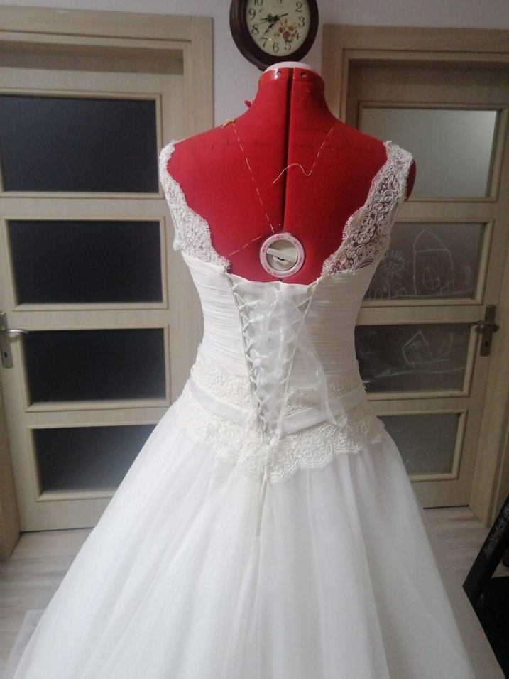 Çok şık bir Gelinlik - Görsel 4