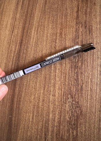Maybelline Express Brow Kaş Kalemi - Orta Kahverengi - Görsel 2