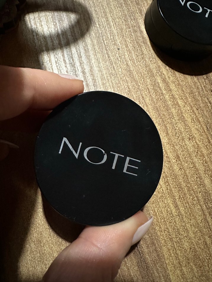 Note Cosmetics Işıltılı Bej Tekli Göz Farı - Görsel 4