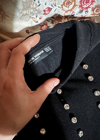 Siyah Pul İşlemeli Kadın Triko Kazak - Görsel 2