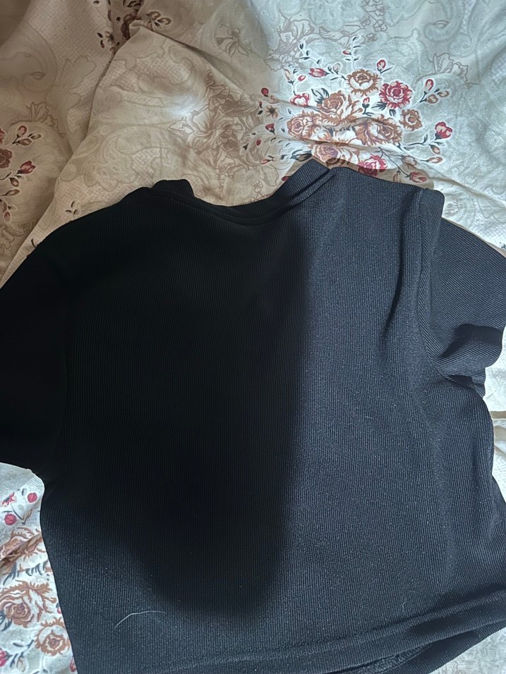 Siyah Pul İşlemeli Kadın Triko Kazak - Görsel 3