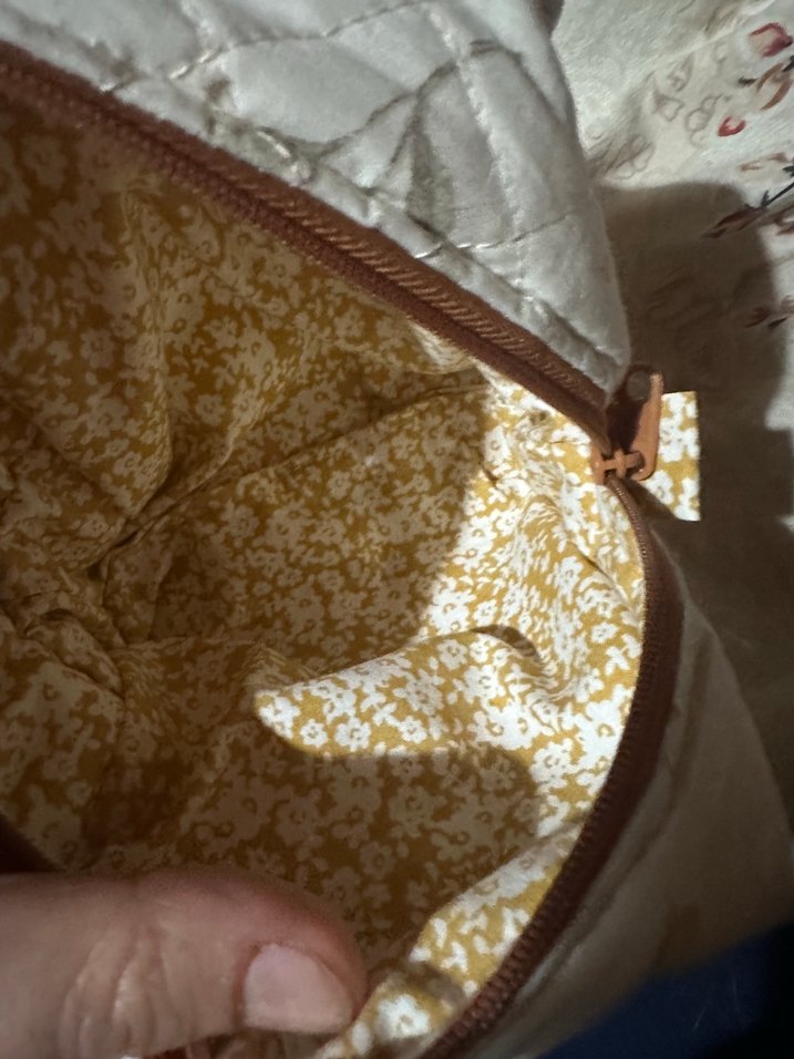 Nakışlı Beyaz Bohem Kadın Makyaj Çantası - Görsel 3