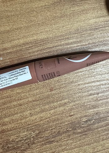 Essence Baby Got Glow Likit Aydınlatıcı 20-Rose and Shine - Görsel 4