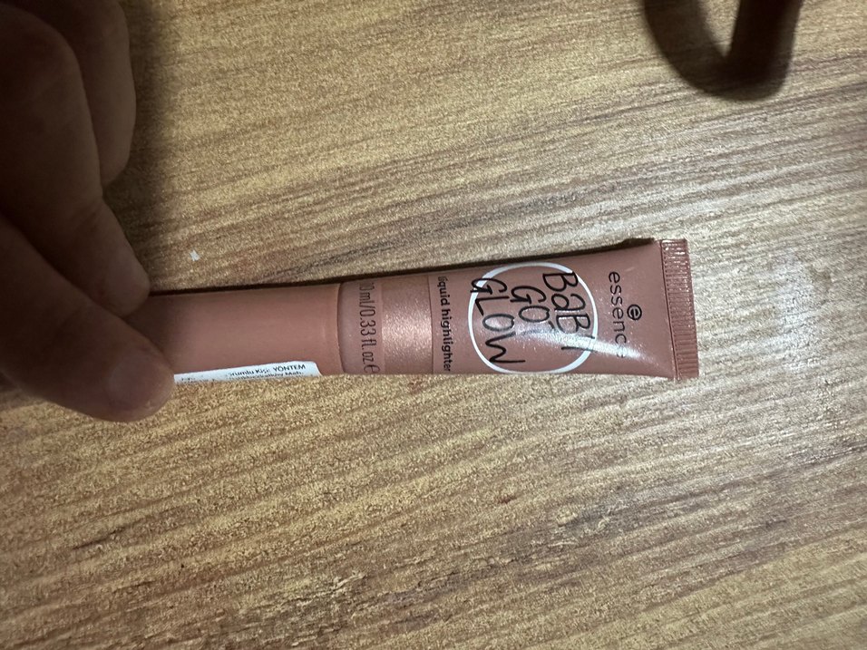 Essence Baby Got Glow Likit Aydınlatıcı 20-Rose and Shine - Görsel 5