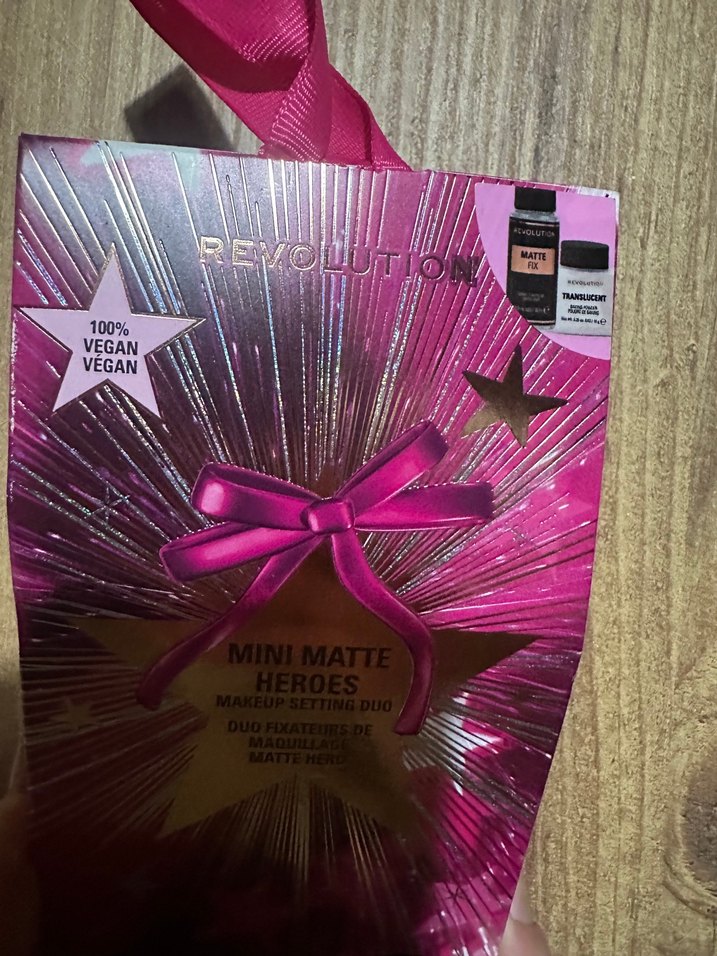 Revolution Mini Matte Sabitleyici ve Transparan Pudra - Görsel 3