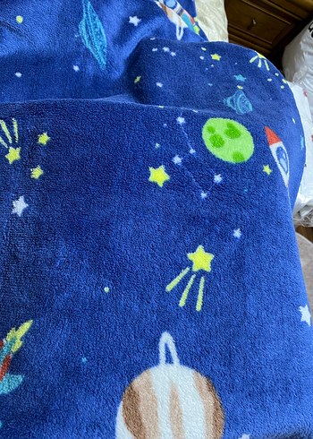 Karaca Renkli Baskılı Mavi Çocuk Battaniyesi - Görsel 3