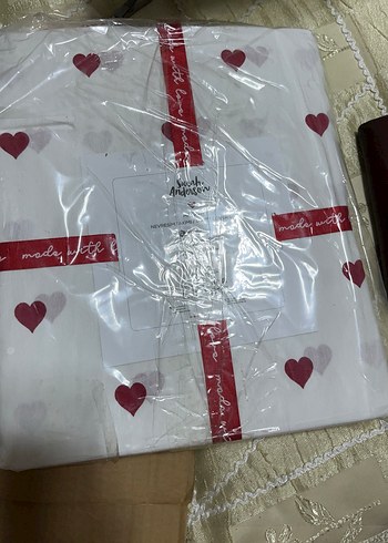 karaca Kırmızı Kalp Desenli Beyaz Nevresim Takımı çift - Görsel 4