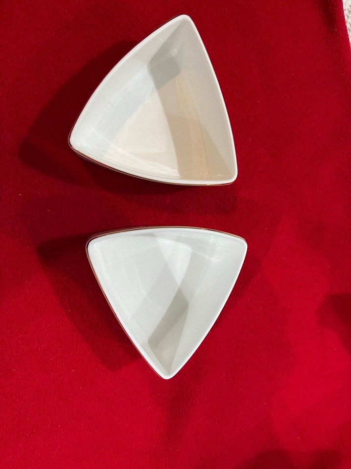 Karaca Üçgen Beyaz porselen - Görsel 3