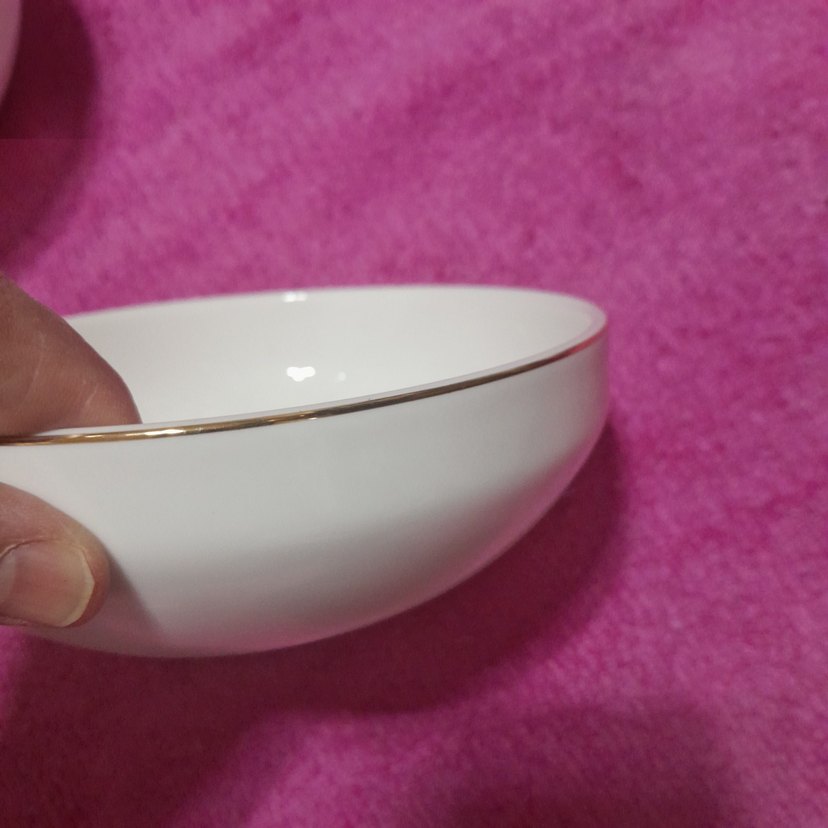 Karaca 6 adet kase bir tanesinin alt yazsi farklı model ayni - Görsel 5