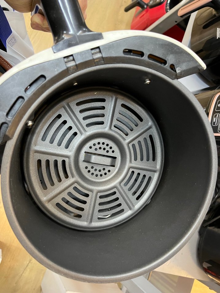 Beyaz Air Pro Cook Fritöz kutusu yok tesşhır magza görselde dura - Görsel 3