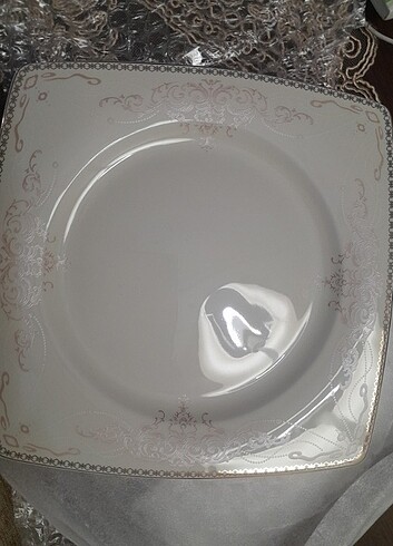 Beden beyaz Renk Karaca 5 adet pasta tabağı