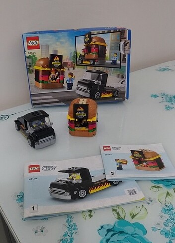 Lego hamburger arabası
