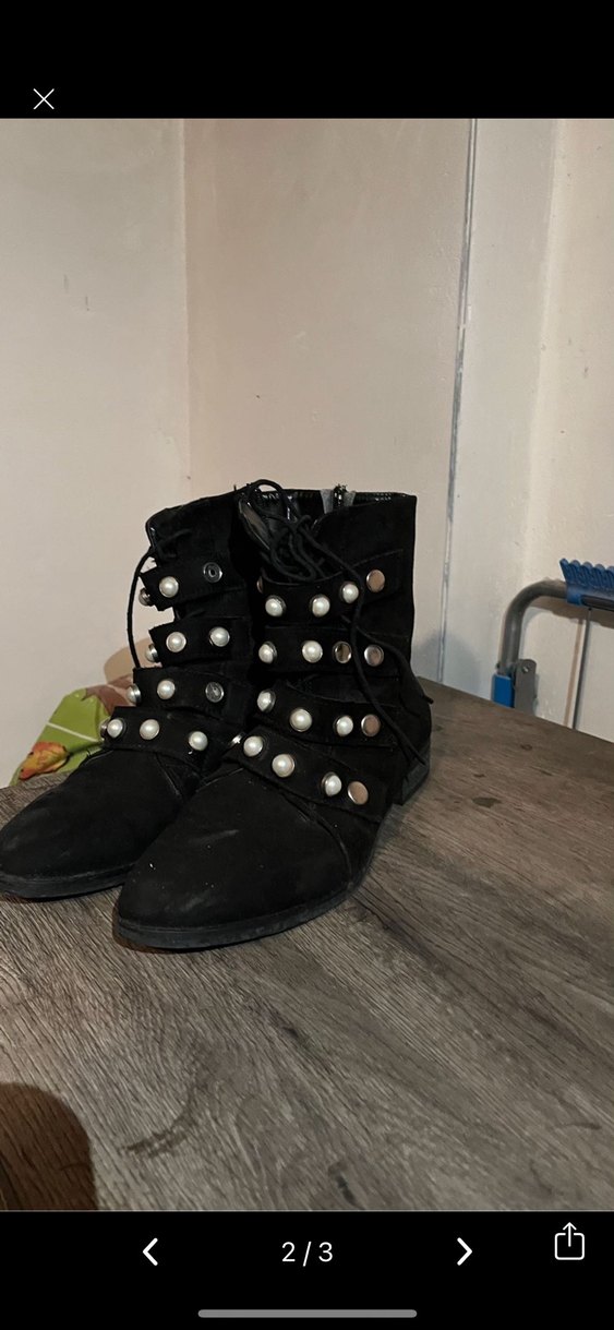 Siyah Süet Tokalı Blok Bot - Görsel 2