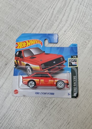 Kırmızı Ford Escort RS2000 Oyuncak Araba