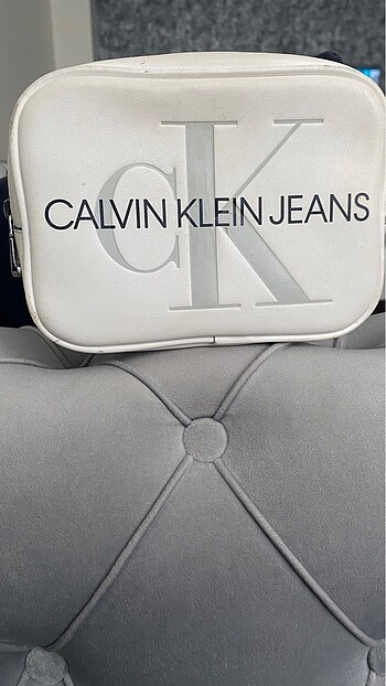 Orjinal Calvin Klein Çapraz Askılı Beyaz Çanta