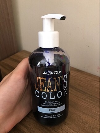 Jeans color