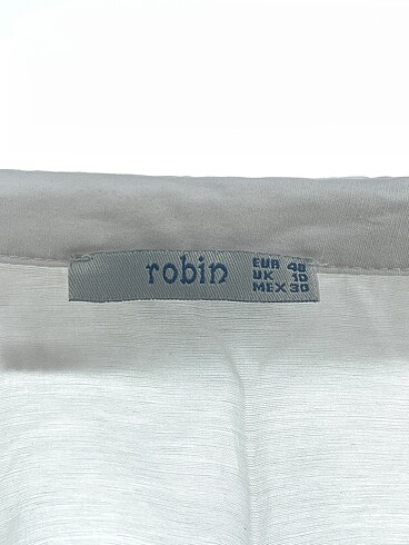 40 Beden beyaz Renk Robin Gömlek %70 İndirimli.