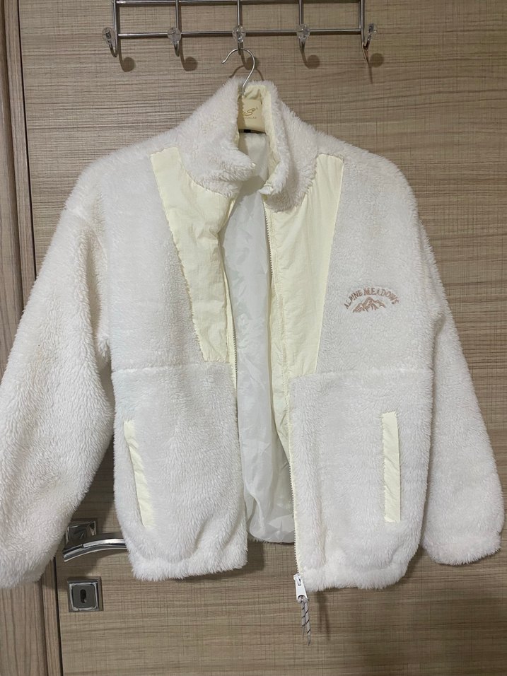 Beyaz Peluş Kadın Ceket - Görsel 3