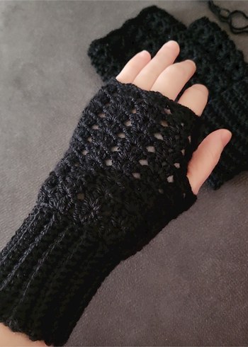 Siyah Örgü Kadın Eldiveni - Görsel 2