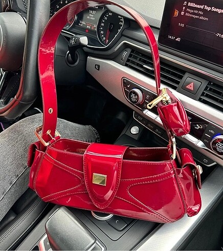 Diğer Bunny model 3 bölmeli çanta