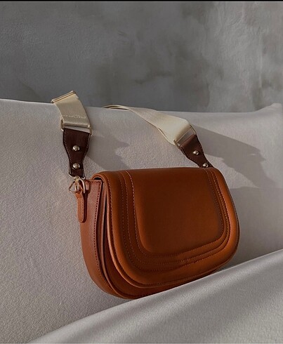 Zara Model Kadın Taba Kalın Askılı Çanta