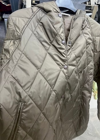 Kapitone Kapüşonlu Kadın Mont - Görsel 8