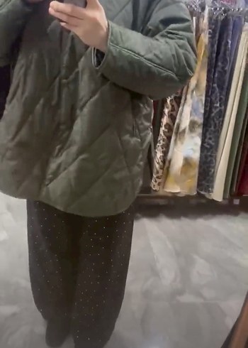 HAKİ YENİ Kapüşonlu Kadın Mont - Görsel 3