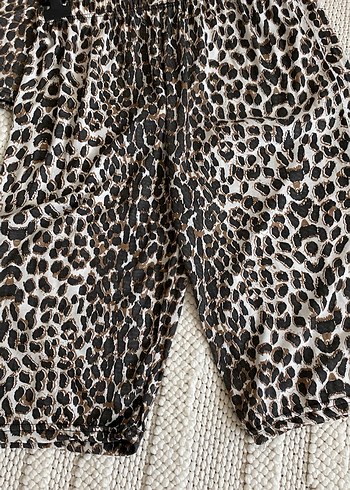 42 Beden Leopar Desenli Kadın Kısa Kollu kapri Pijama Takımı