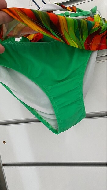 l Beden Büstiyerli bikini 38-40
