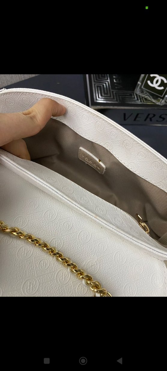 Zincir Detaylı Beyaz Süet Kadın Çanta - Görsel 3