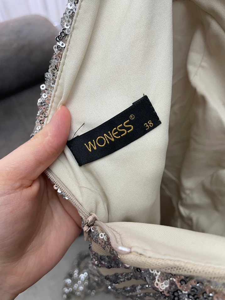 Gri İşlemeli Uzun V Yaka Abiye Elbise - Görsel 3