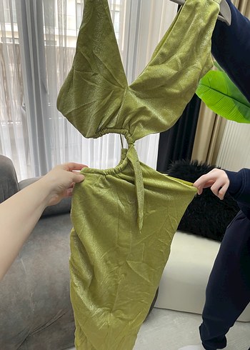 Parlak Yeşil Midi Kadın Elbise - Görsel 2