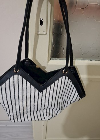 Siyah Beyaz Zebra Desenli Kadın Çanta - Görsel 4